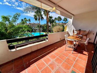 Apartament amb piscina en venda a Riviera del Sol