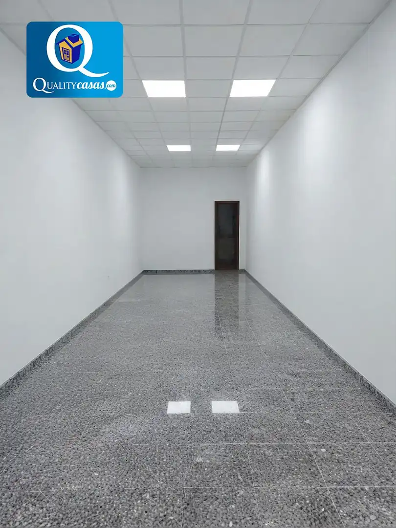 Oficina de alquiler en El Campello con Trastero