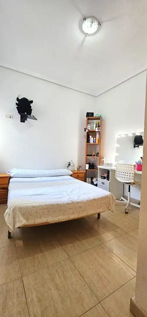 Habitación de Finca rústica en venta en San Pedro del Pinatar con Aire acondicionado, Terraza y Amueblado