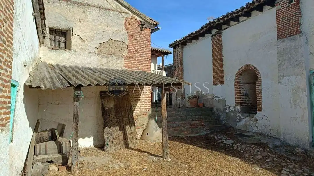 Exterior view of Houses for sale in Méntrida  with Heating, Storage room and Furnished