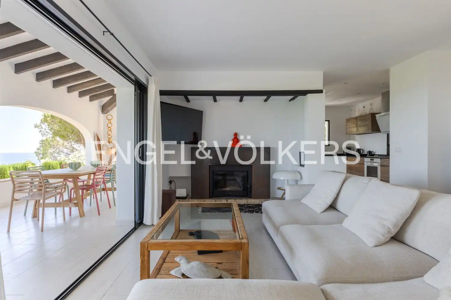 Sala d'estar de Casa o xalet en venda en Dénia amb Aire condicionat, Calefacció i Jardí privat