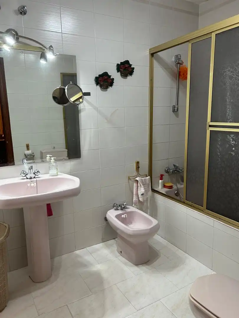Badezimmer von Wohnung zum Verkauf in Almendralejo mit Klimaanlage, Terrasse und Möbliert