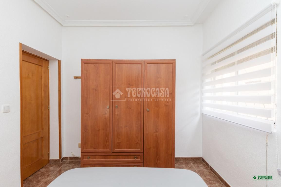 Habitación de Piso en venta en  Almería Capital con Aire acondicionado