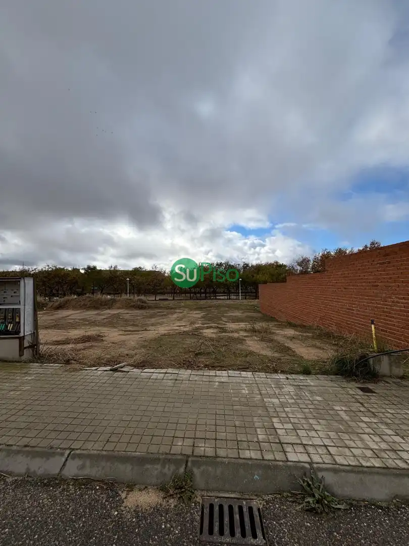 Terrain résidentiel à vendre à Calle Alberto Sánchez, imagen 3