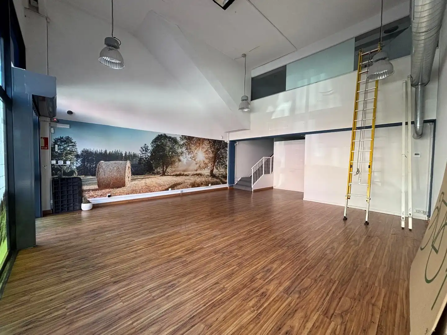 Commercial properties for rent in Las Rozas de Madrid  with Air Conditioner and Heating