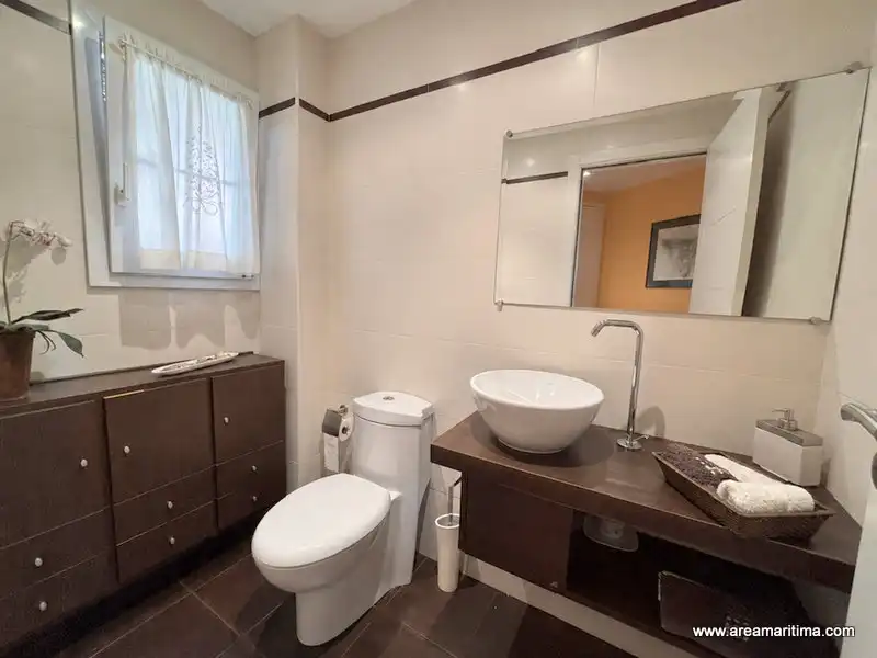 Bathroom of Detached homes for sale in Alboraya  with Air Conditioner, Parquet flooring and Terrace