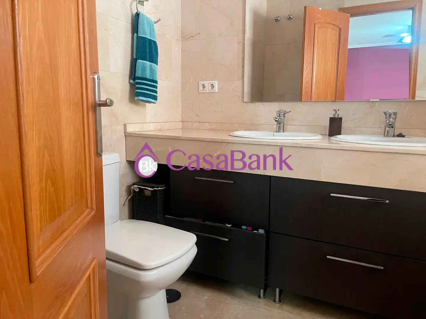 Bathroom of Houses for sale in Córdoba  with Heating, Swimming Pool and Furnished