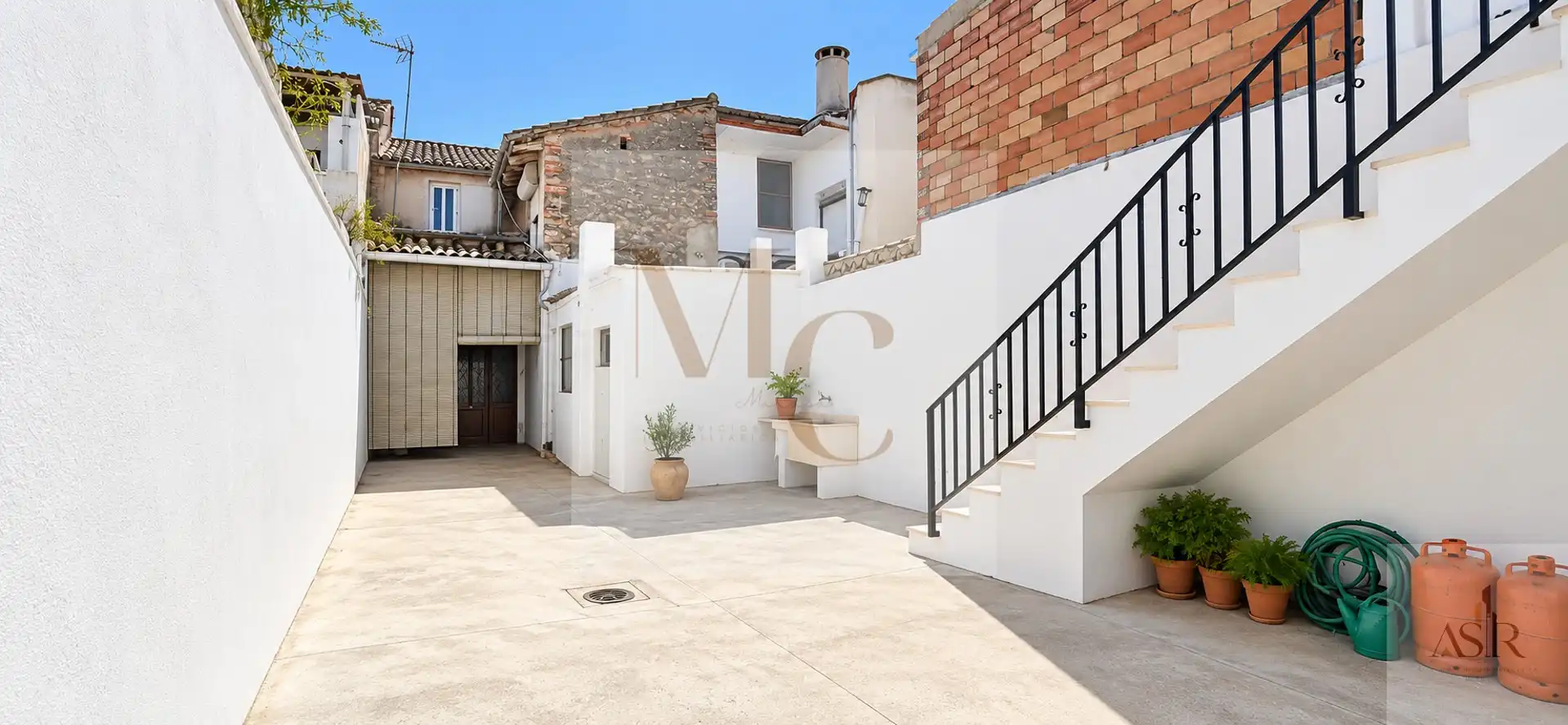 Vista exterior de Casa o xalet en venda en Benifaió amb Terrassa i Traster