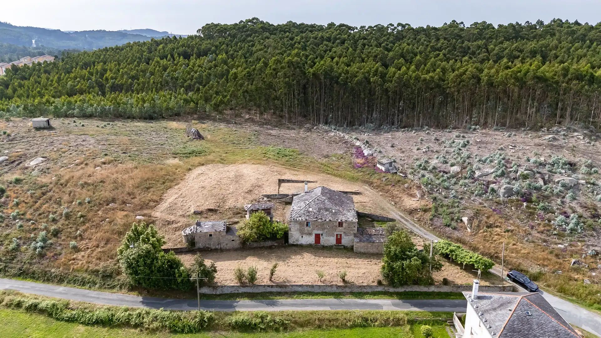 Country homes for sale in Cervo