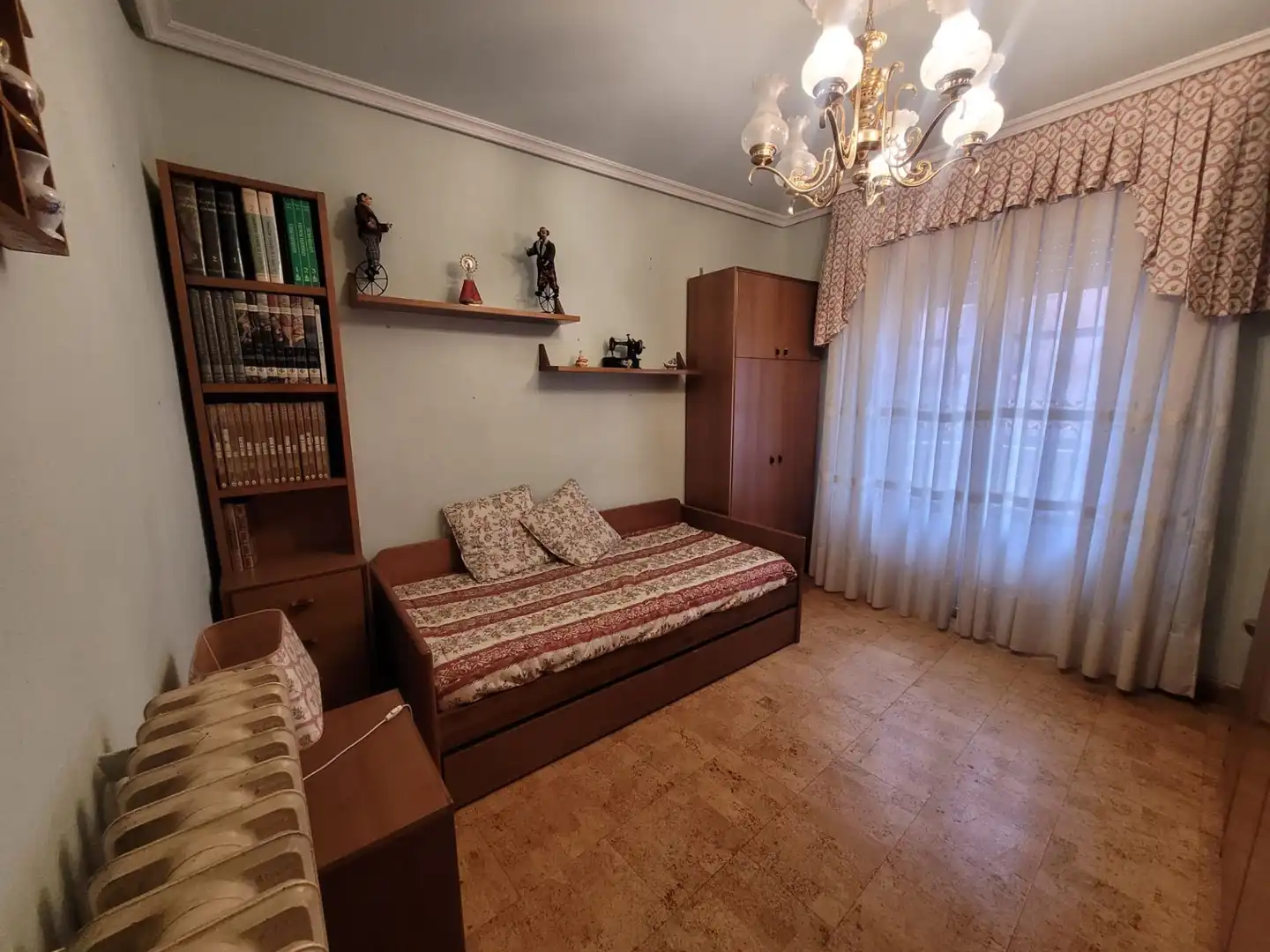 Habitación de Finca rústica en venta en Alberite con Aire acondicionado, Calefacción y Terraza