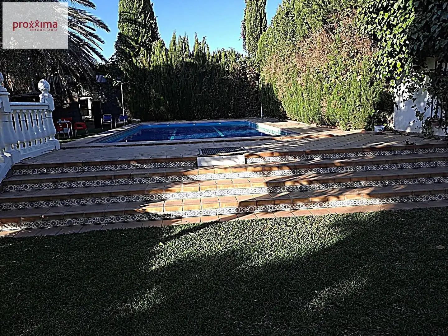 Piscina de Casa o xalet en venda en Dos Hermanas amb Aire condicionat, Jardí privat i Terrassa