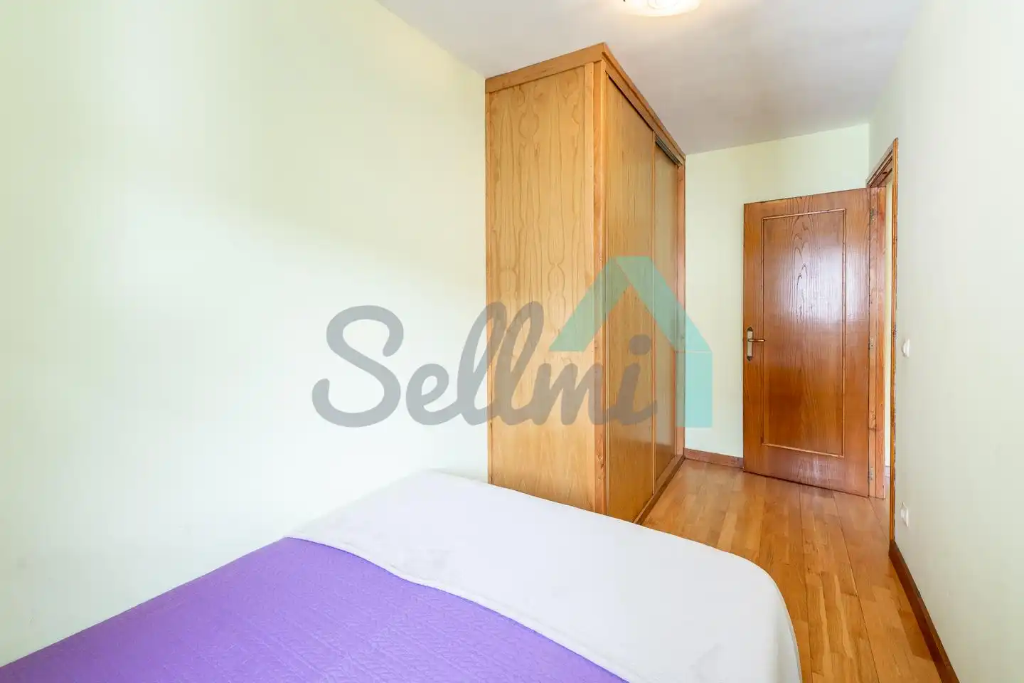 Habitación de Dúplex en venta en Boal con Parquet y Trastero
