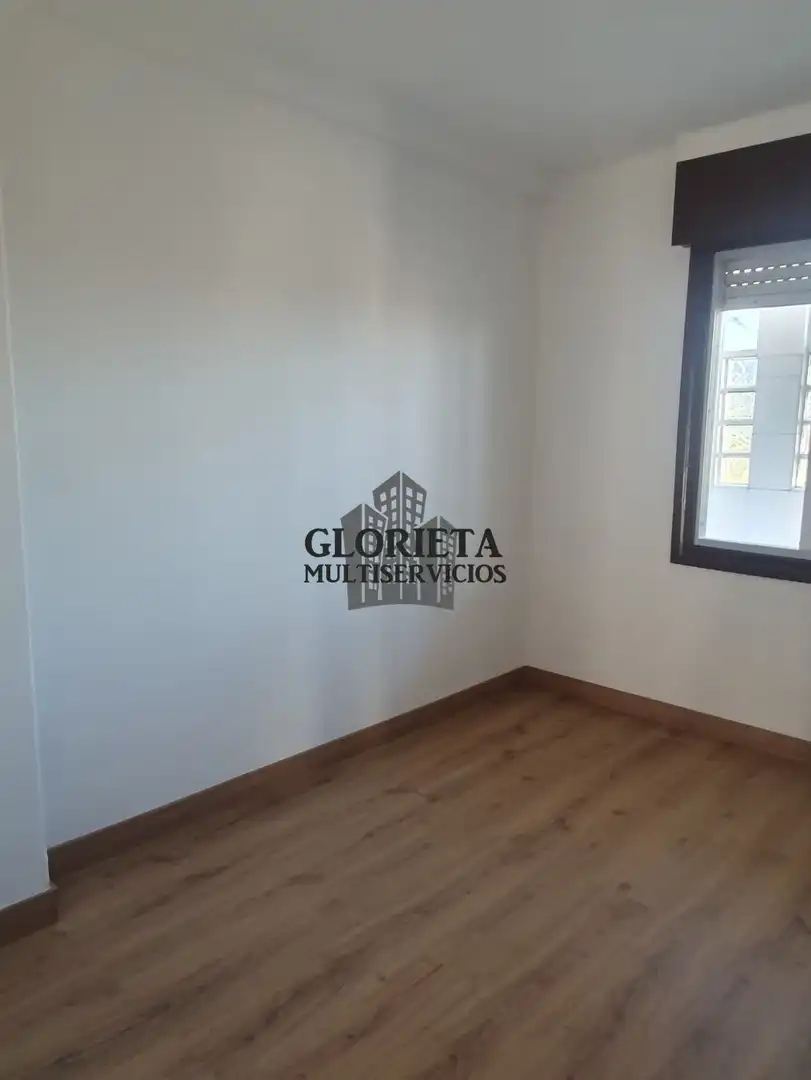 Piso en venta en Vigo  con Calefacción, Terraza y Trastero