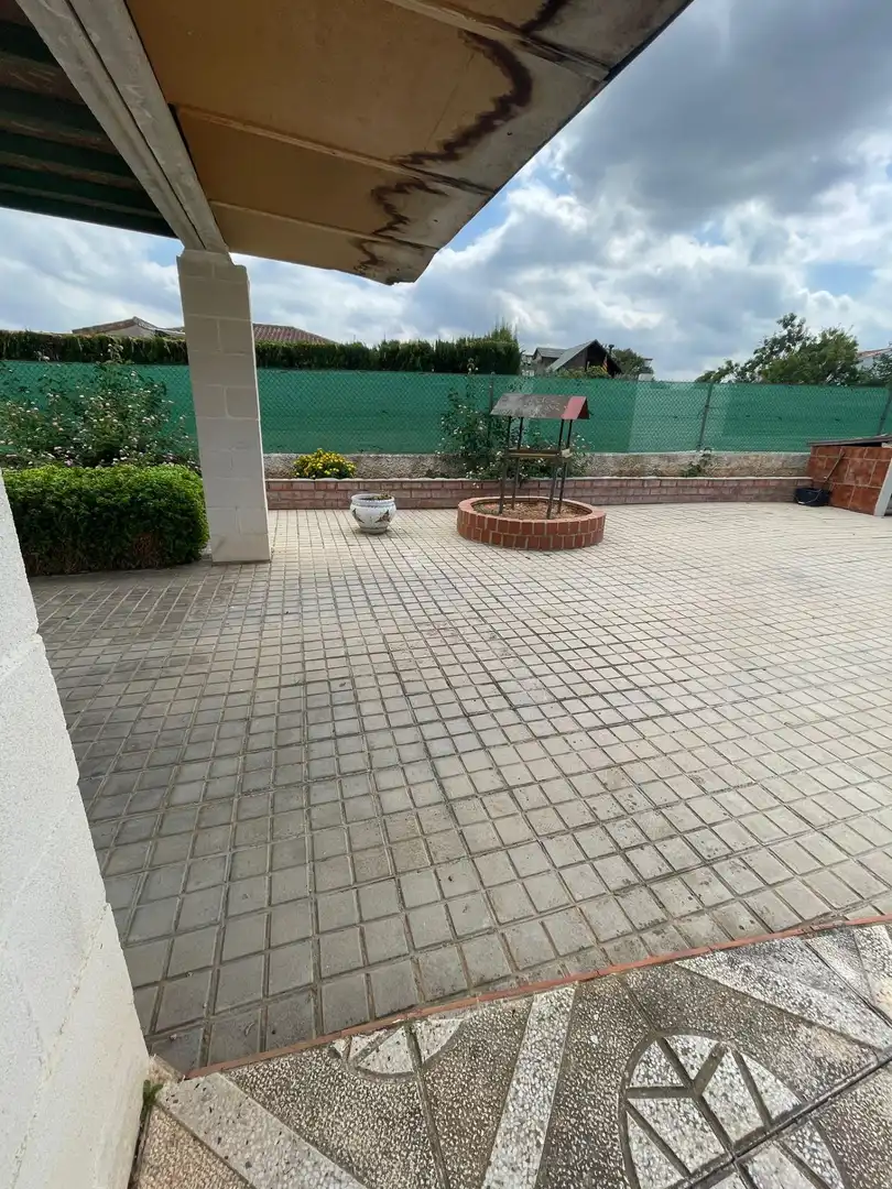 Terraza de Casa o chalet en venta en Vilamarxant con Jardín privado, Piscina y Amueblado