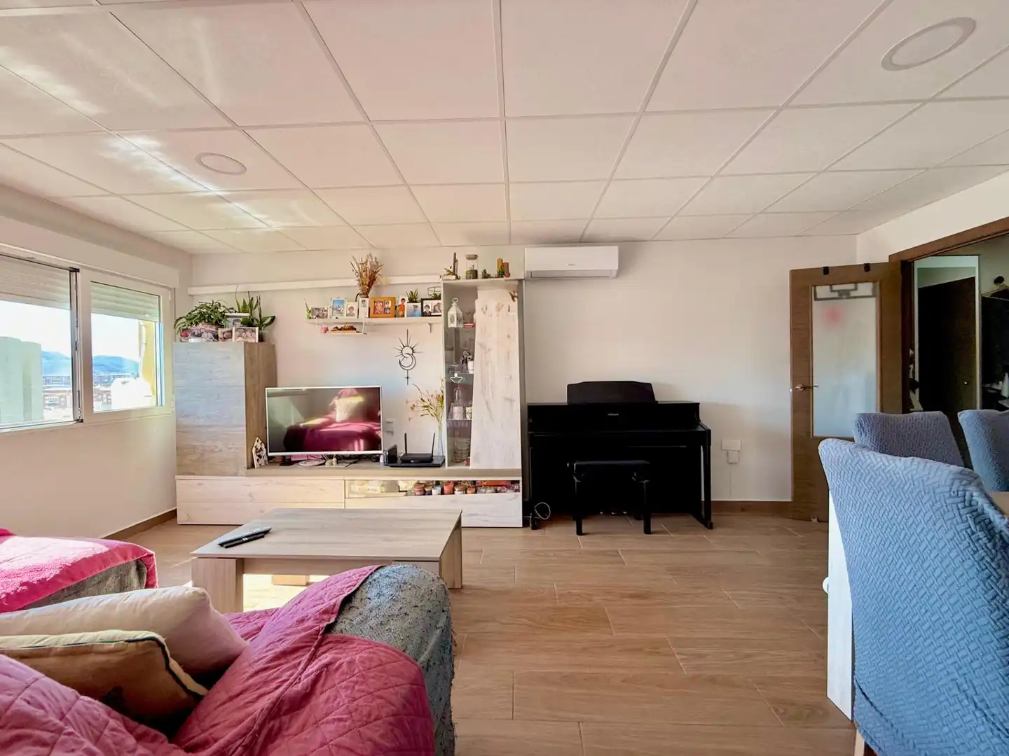 Sala de estar de Piso en venta en Cartagena con Aire acondicionado, Calefacción y Amueblado