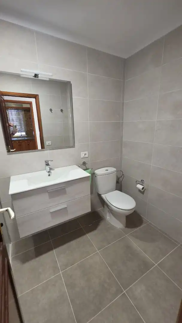 Flat for rent in La Salle - Cuatro Torres