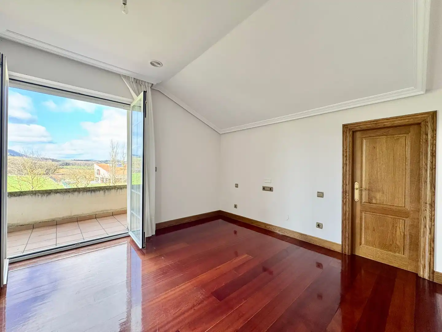 Casa o xalet en venda a Del Monte Bidea, Elburgo / Burgelu