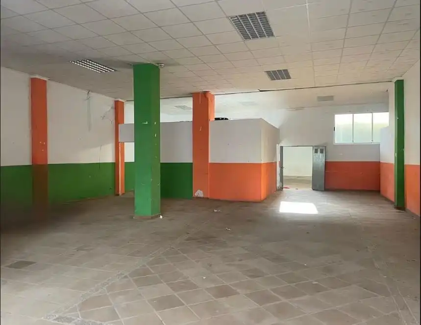 Locale commerciale in vendita a Principe de Asturias 91, imagen 13