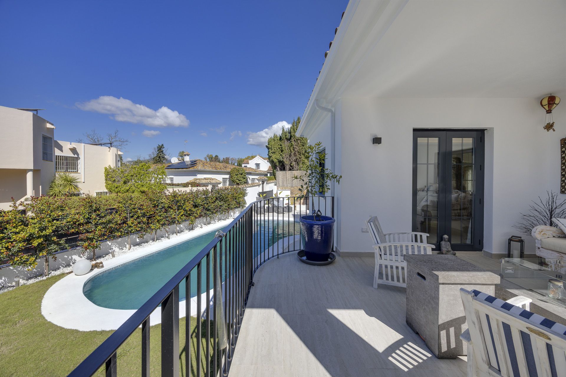 Terrassa de Casa o xalet en venda en Marbella amb Aire condicionat, Jardí privat i Terrassa