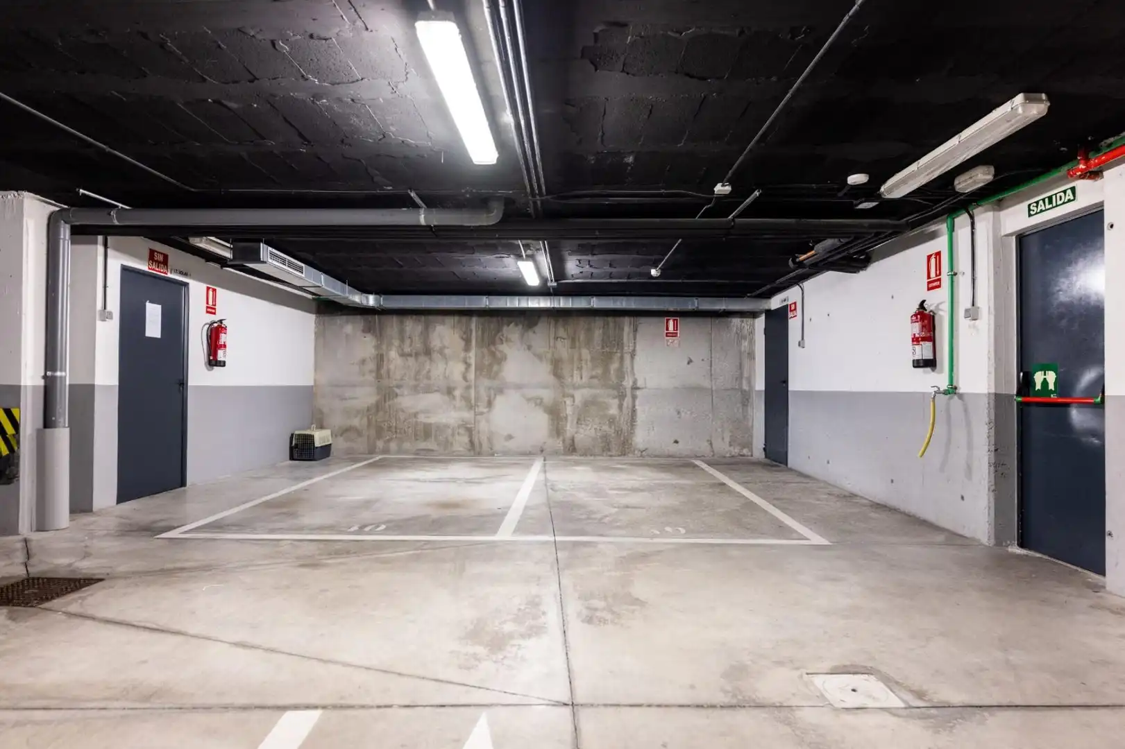 Parking de Ático en venta en Madrid con Aire acondicionado, Calefacción y Terraza