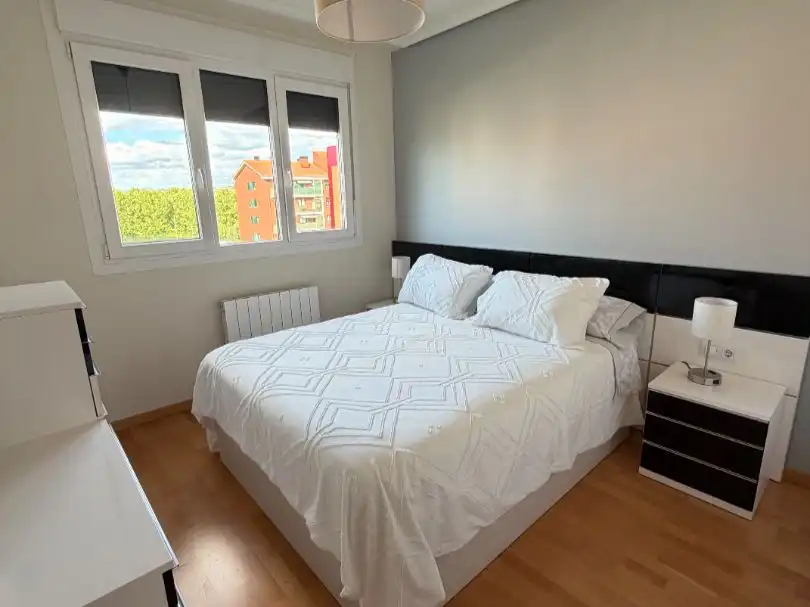 Bedroom of Flat for sale in Miranda de Ebro  with Balcony