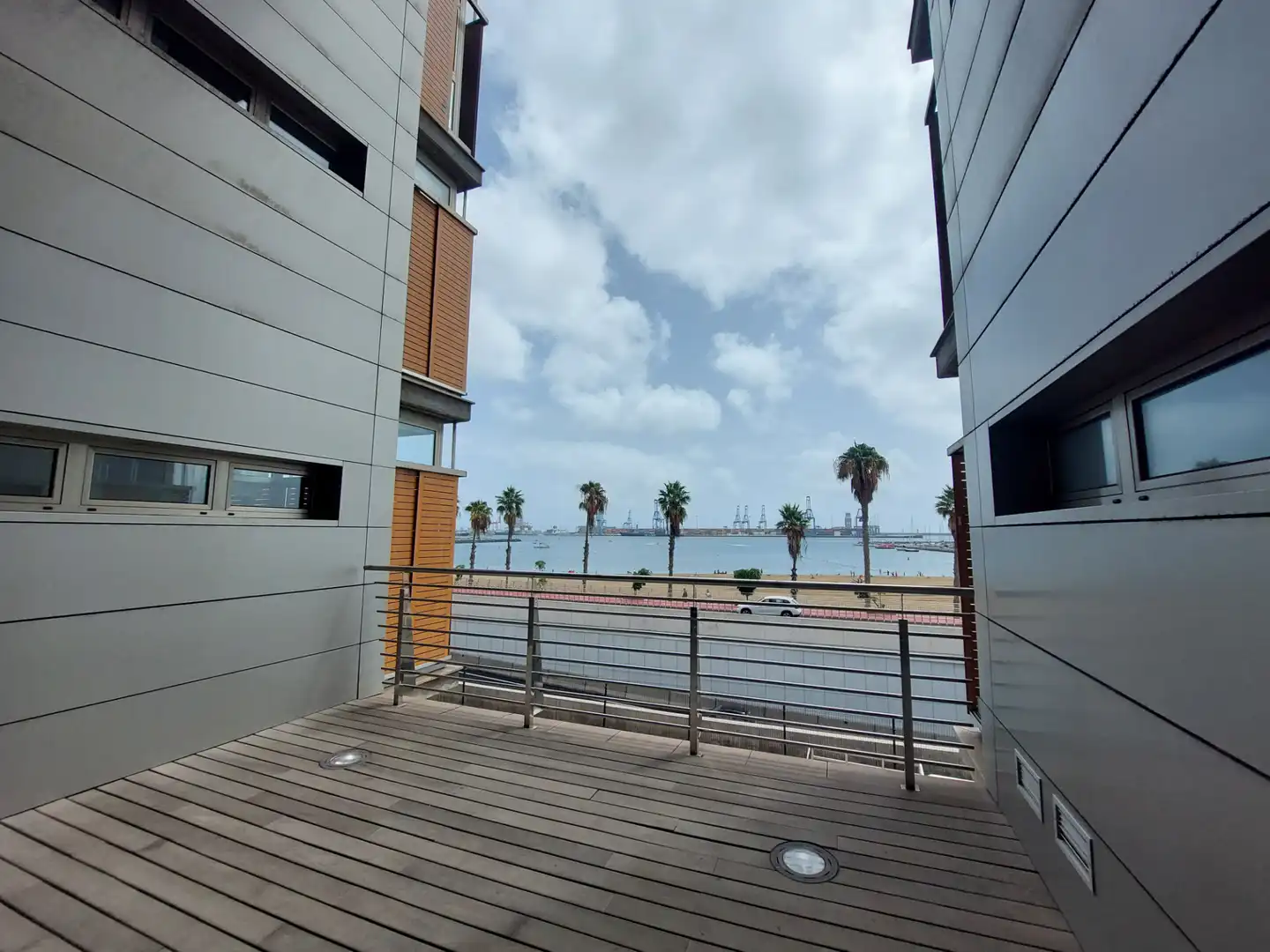 Terraza de Piso de alquiler en Las Palmas de Gran Canaria con Horno, Lavadora y Balcón