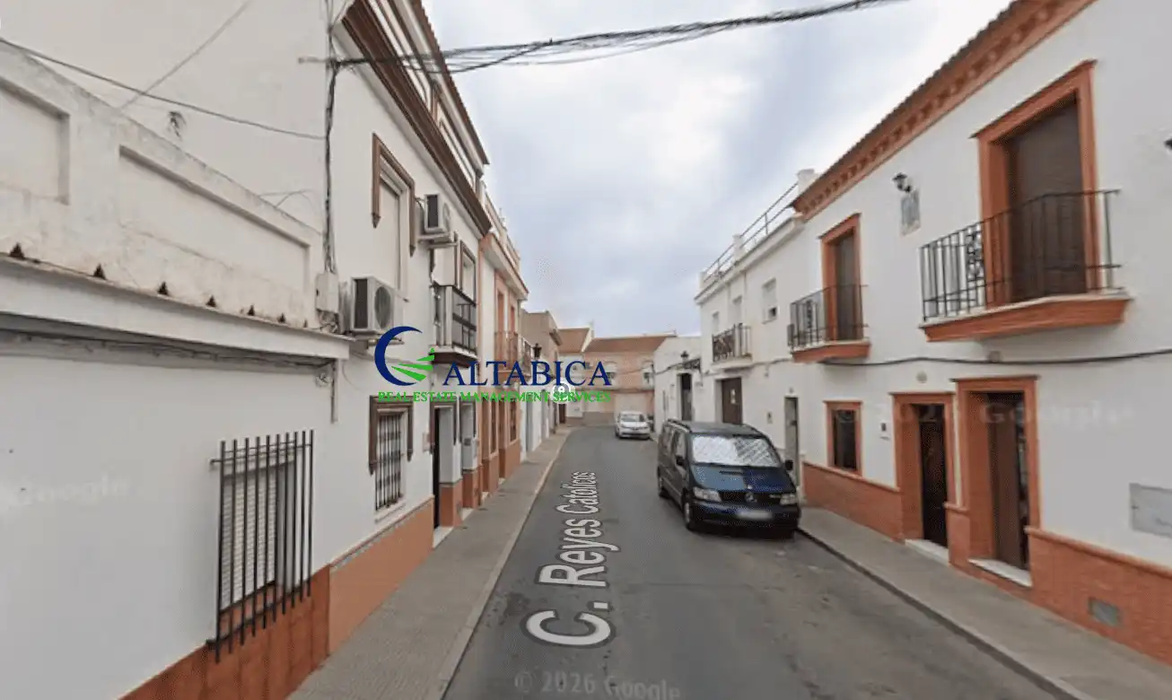 Flat for sale in Reyes Catolicos
