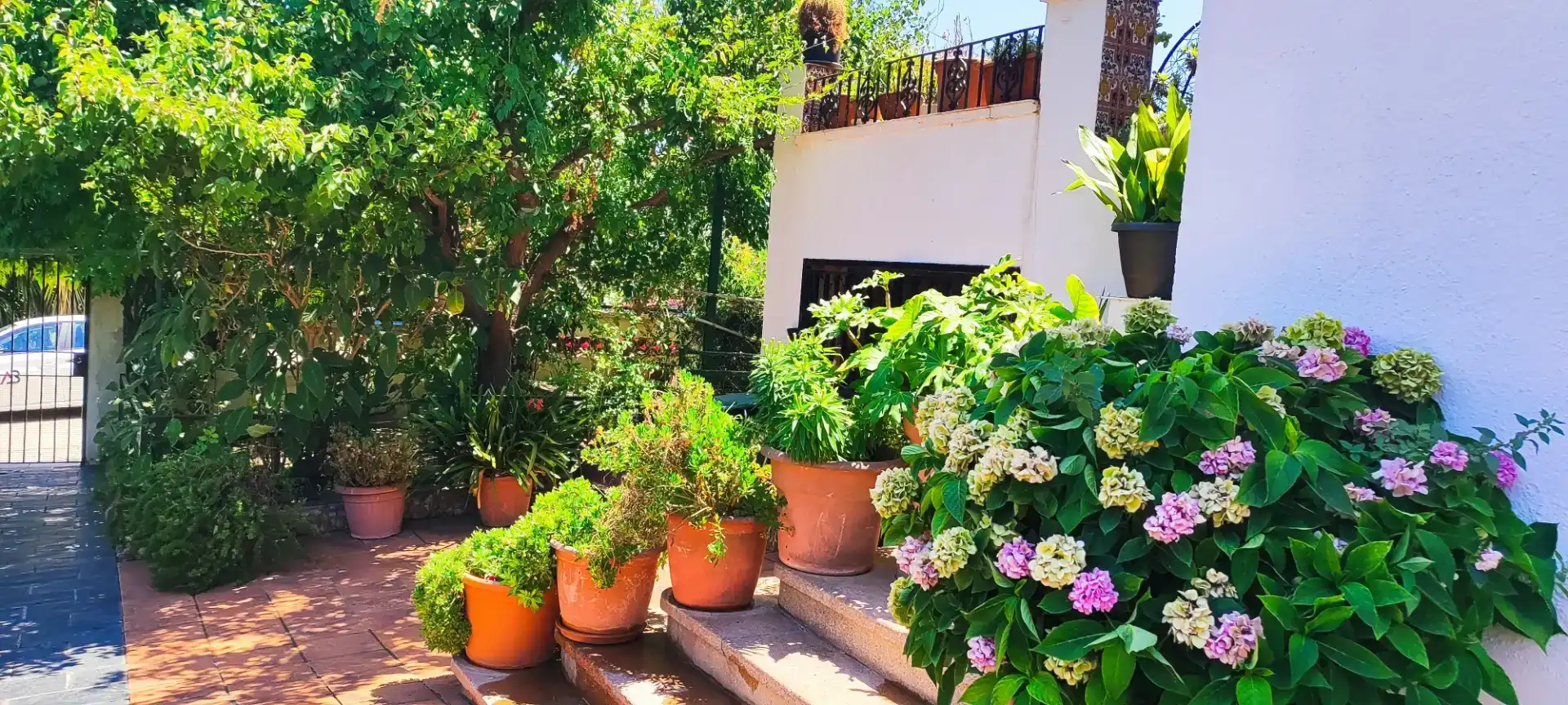 Terraza de Casa o chalet en venta en Sant Boi de Llobregat con Aire acondicionado, Jardín privado y Parquet