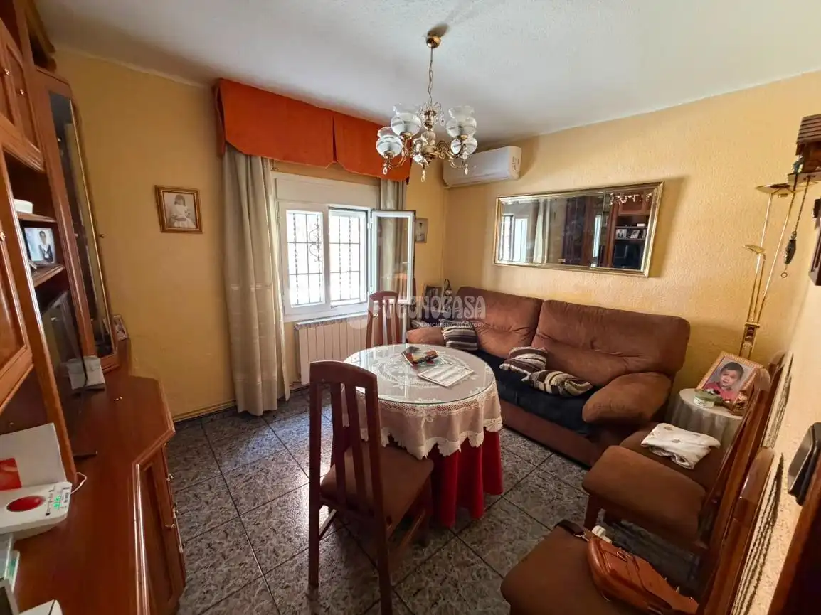 Sala d'estar de Pis en venda en Getafe amb Calefacció i Terrassa