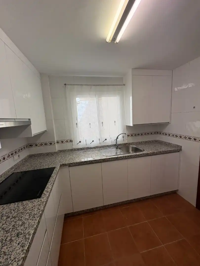 Cocina de Piso de alquiler en Lucena con Aire acondicionado, Calefacción y Terraza