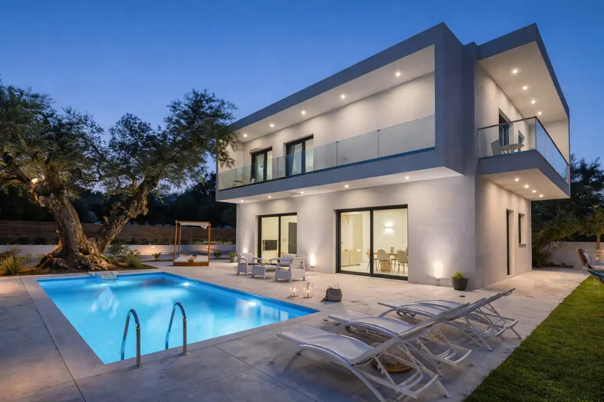 Chalet con piscina en venta en Benamara - Atalaya