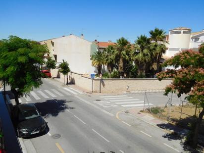 Exterior view of Flat for sale in Armilla  with Air Conditioner and Balcony