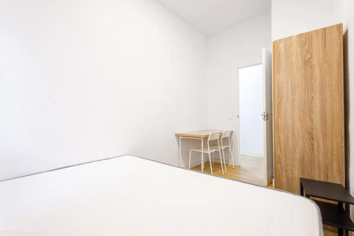 Bedroom of Flat for sale in Madrid  with Air Conditioner and Heating