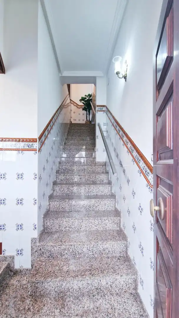 Casa o chalet en venta en Cheles con Terraza, Trastero y Balcón