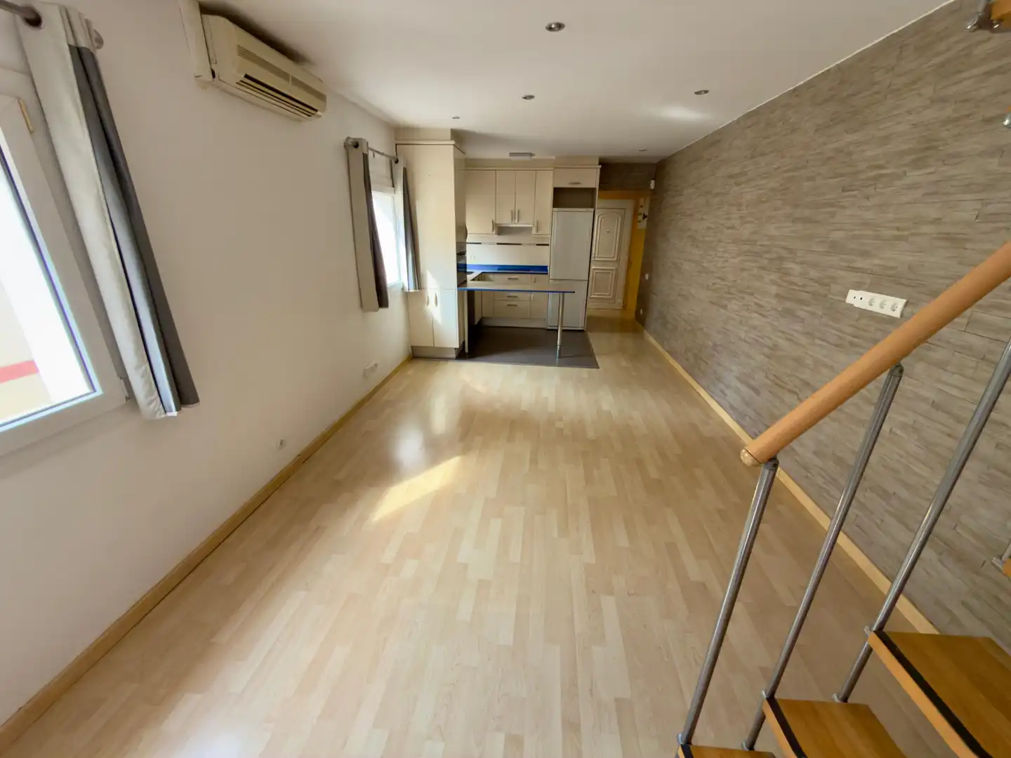 Pis en venda en Cornellà de Llobregat amb Aire condicionat, Terrassa i Forn