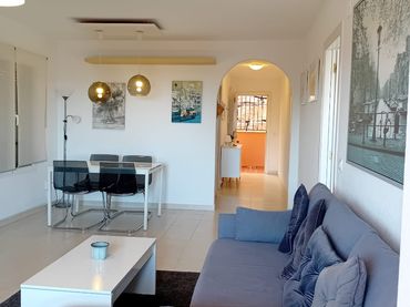 Flat with balcony to rent in Avenida Ingenieros