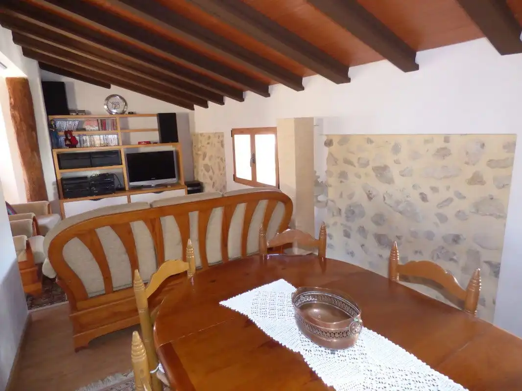 Esszimmer von Country house zum Verkauf in Sella mit Privatgarten, Terrasse und Abstellraum