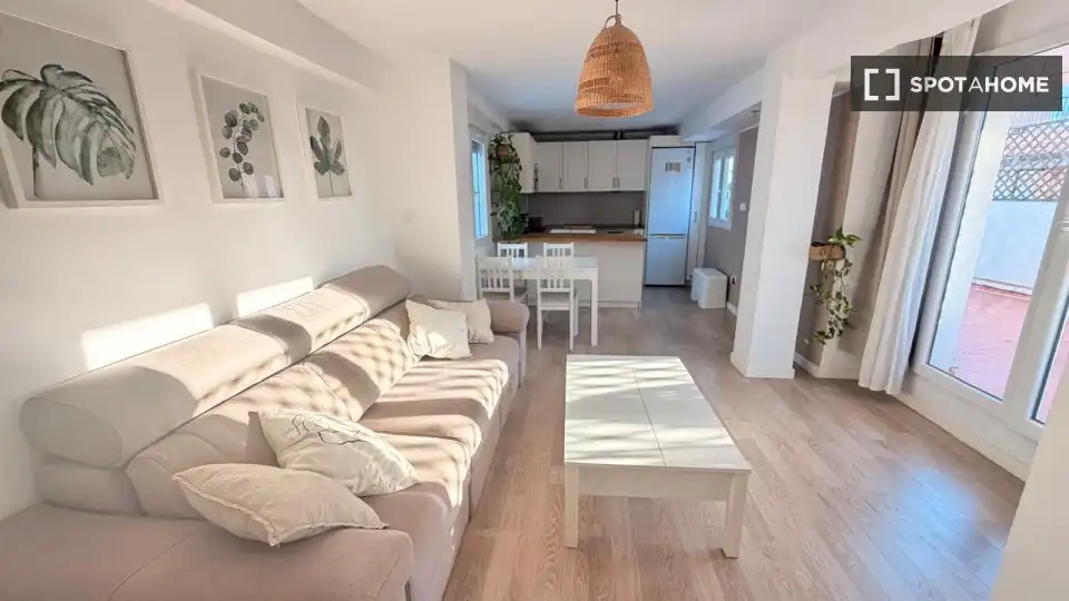 Wohnzimmer von Wohnung zur Miete in Valencia mit Klimaanlage, Heizung und Möbliert