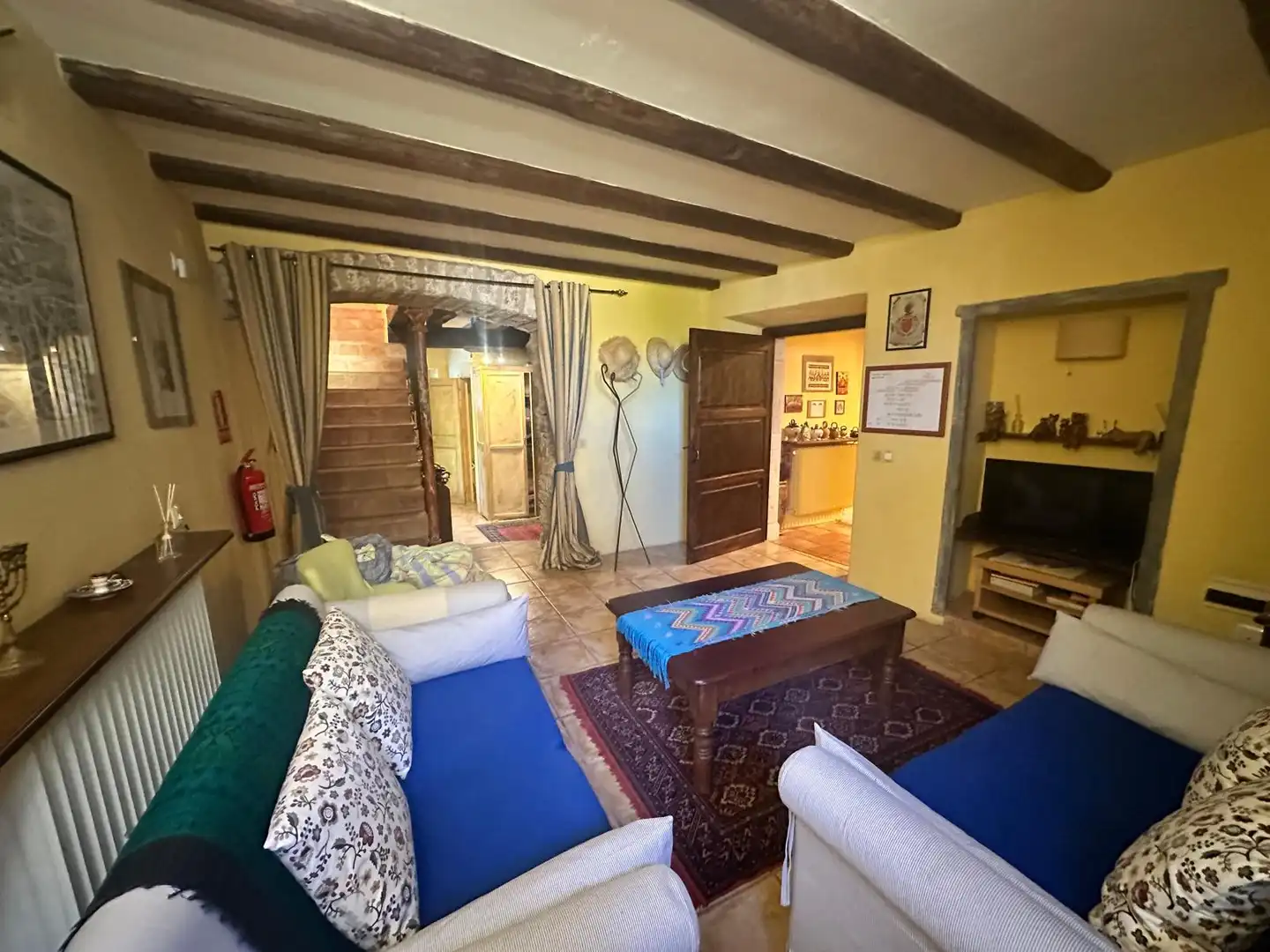 Sala d'estar de Casa o xalet de lloguer en Cornellà del Terri amb Aire condicionat, Calefacció i Jardí privat