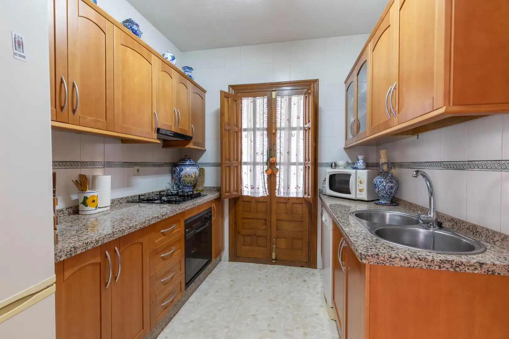 Kitchen of Houses for sale in Granada