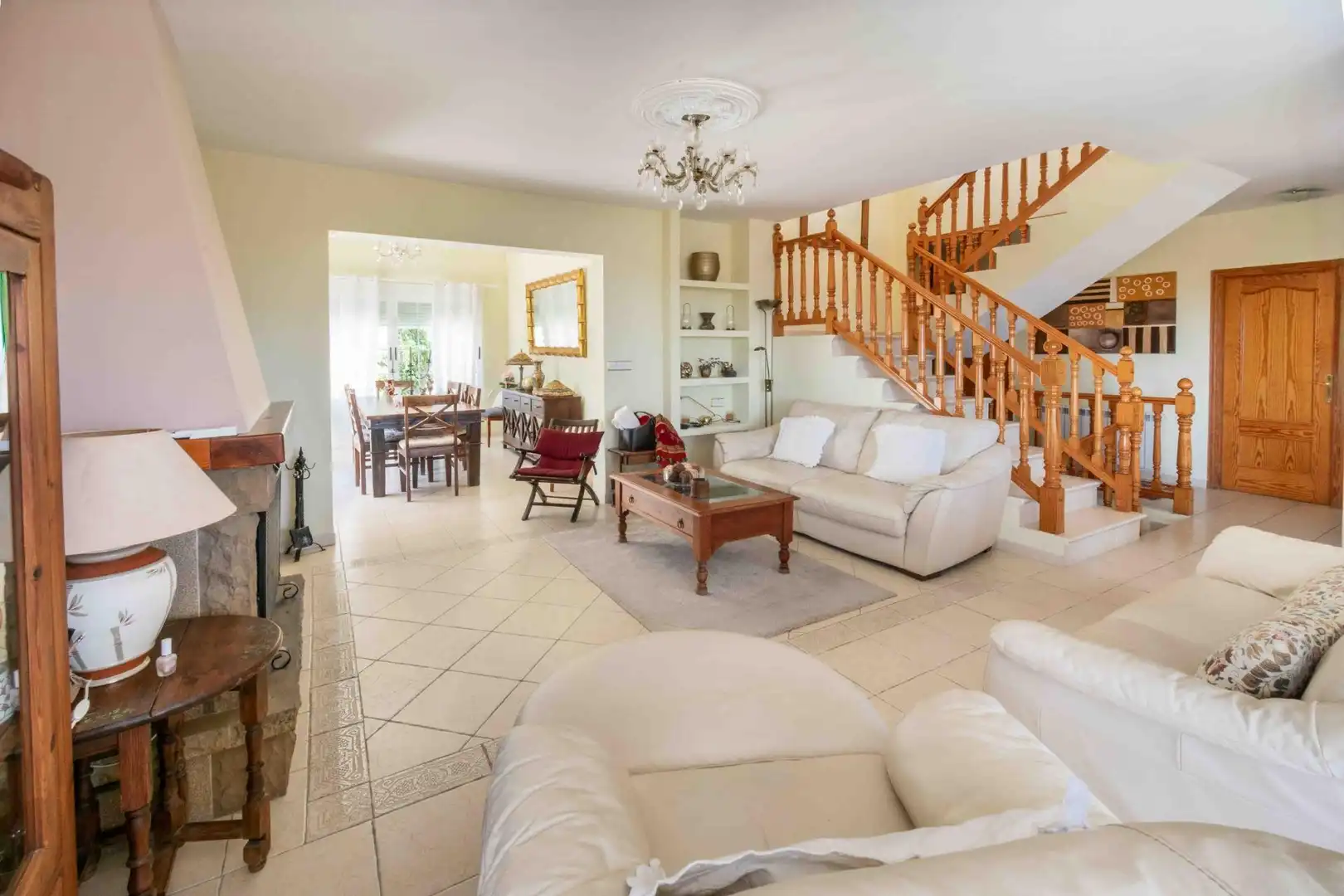 Sala d'estar de Casa o xalet de lloguer en Polop amb Aire condicionat, Jardí privat i Terrassa