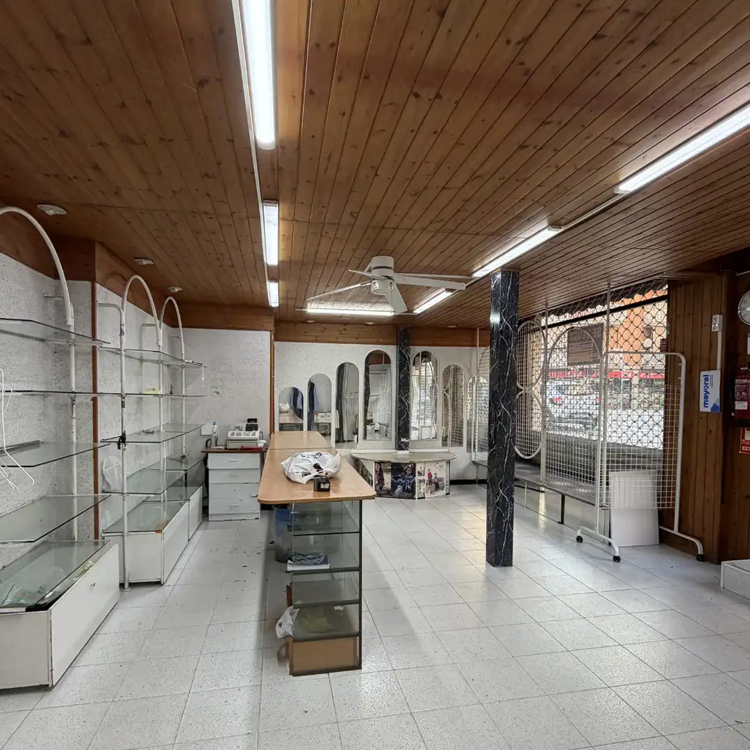 Local comercial en venda a Carrer de Pitàgores