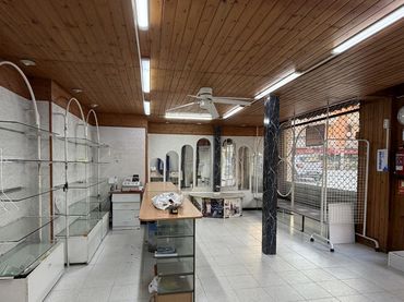 Local comercial en venda a Carrer de Pitàgores