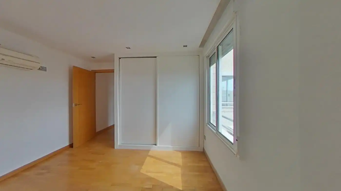 Dormitori de Apartament en venda en Alicante / Alacant amb Piscina