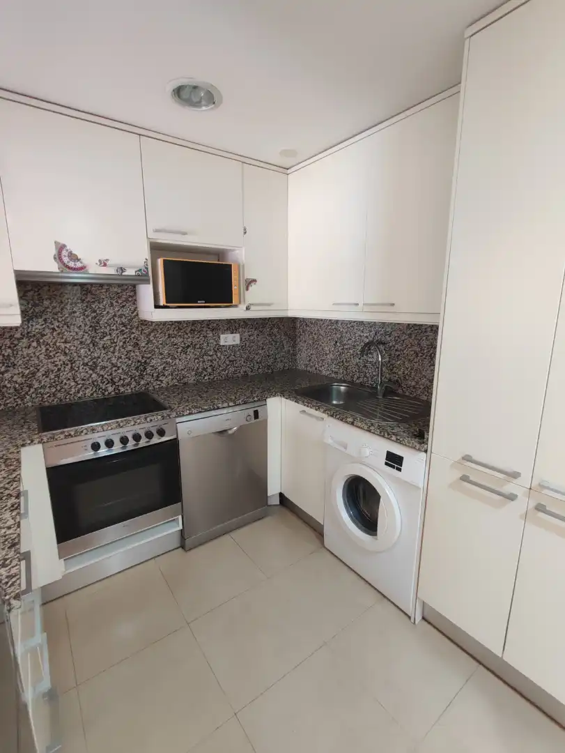 Cocina de Apartamento en venta en Lloret de Mar con Calefacción, Terraza y Horno