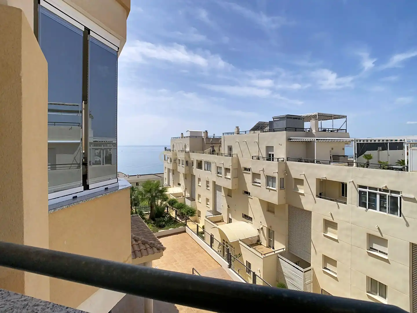 Pis amb piscina en venda a C. Almuñécar, 90, 29630 Benalmádena, Málaga, Spain 2, imagen 16