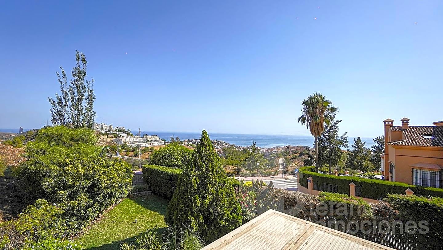Vista exterior de Casa o xalet en venda en Málaga Capital amb Aire condicionat, Calefacció i Jardí privat