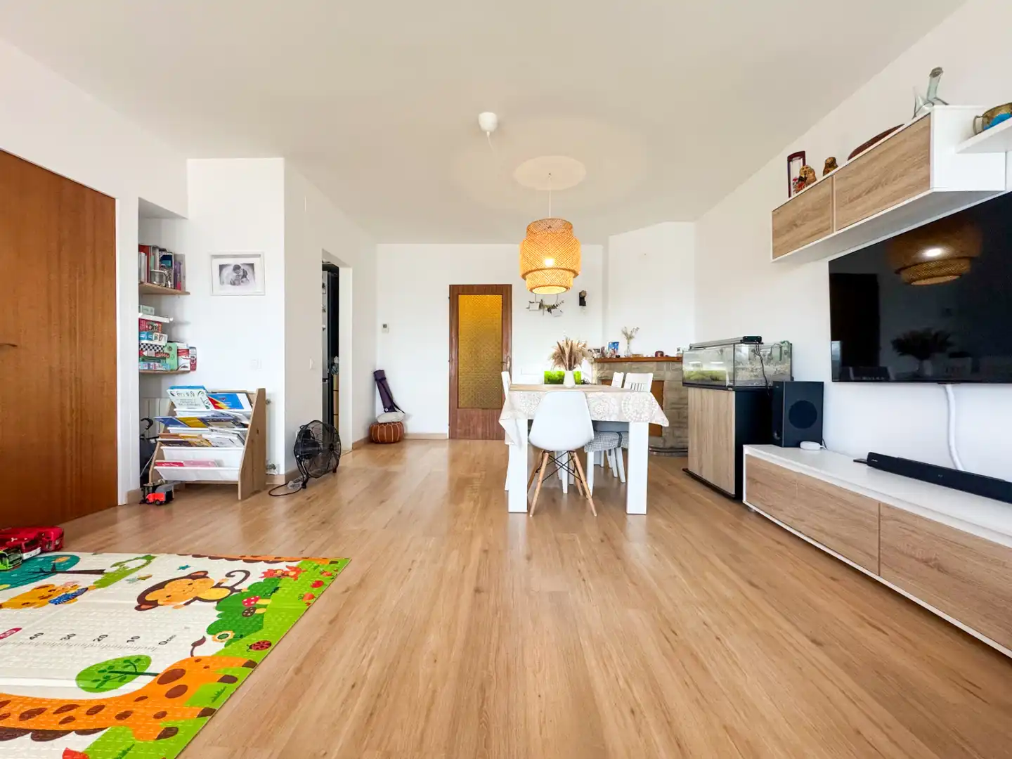 Living room of Flat for sale in Sentmenat  with Air Conditioner, Heating and Parquet flooring
