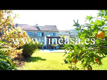 Detached house with balcony for sale in Baiona