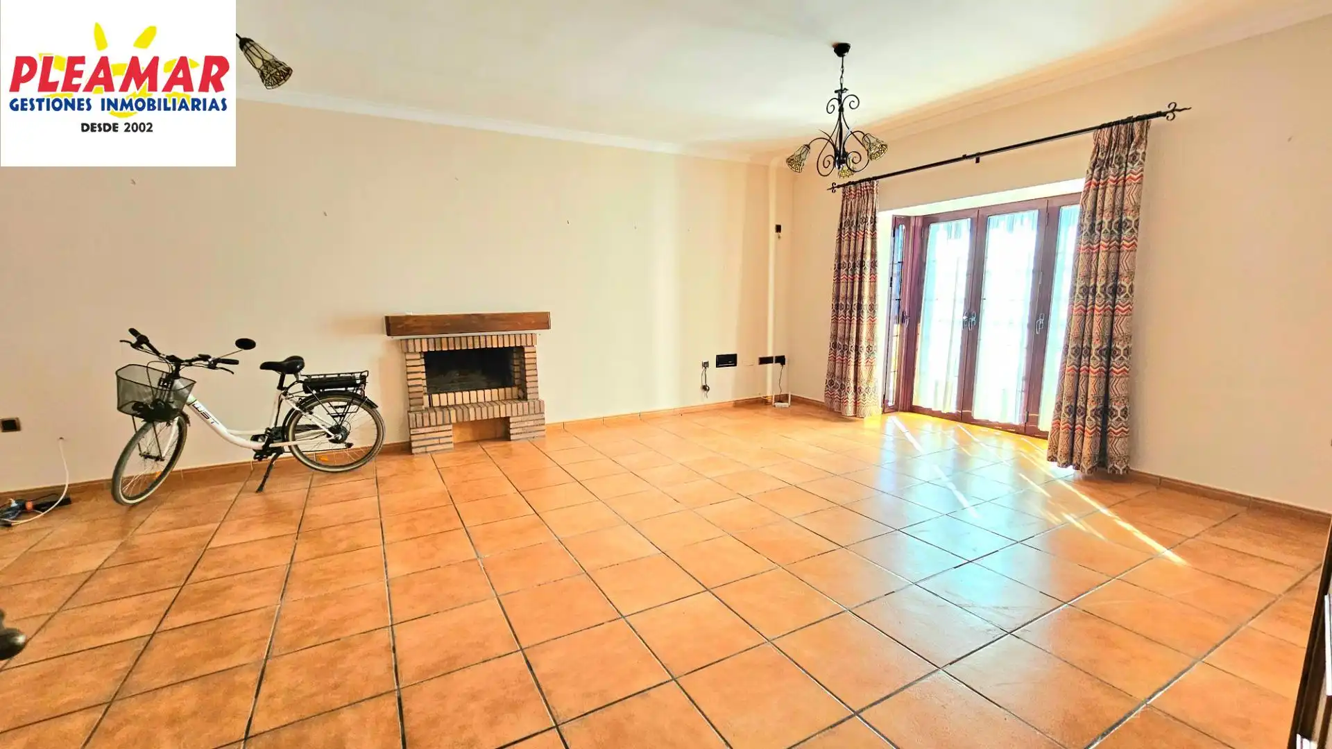 Sala de estar de Finca rústica en venta en Chipiona